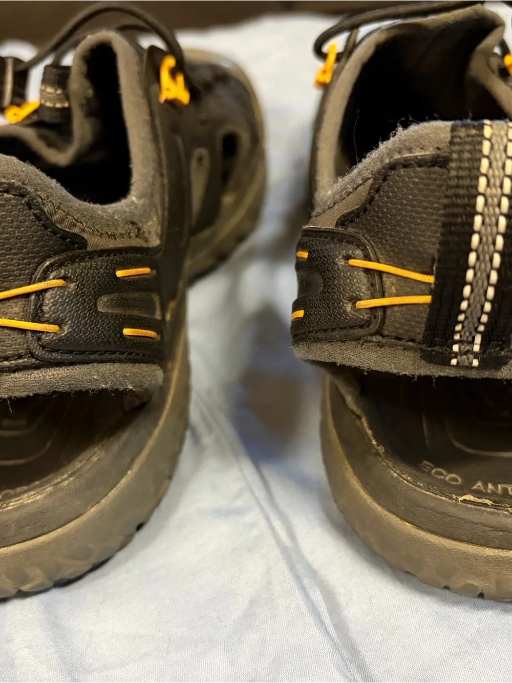 Keen Men’s Black Sandals with Yellow Accents Size 12